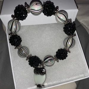 Black, white and grey bracelet